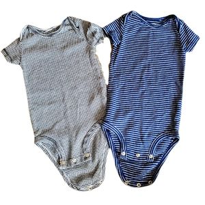 Set of 2 Infant Onesies